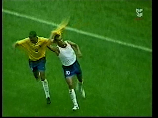 2002 FIFA WORLD CUP KOREA／JAPAN 南米予選 16節 ブラジル vs チリ South American Qualifying BRAZIL vs CHILE 2001.10.07