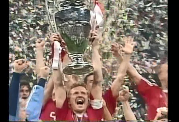 9983 UEFA CHAMPIONS LEAGUE 2000-2001 決勝 バイエルン･ミュンヘン vs バレンシア BAYERN MUNCHEN vs VALENCIA 2001.05.23